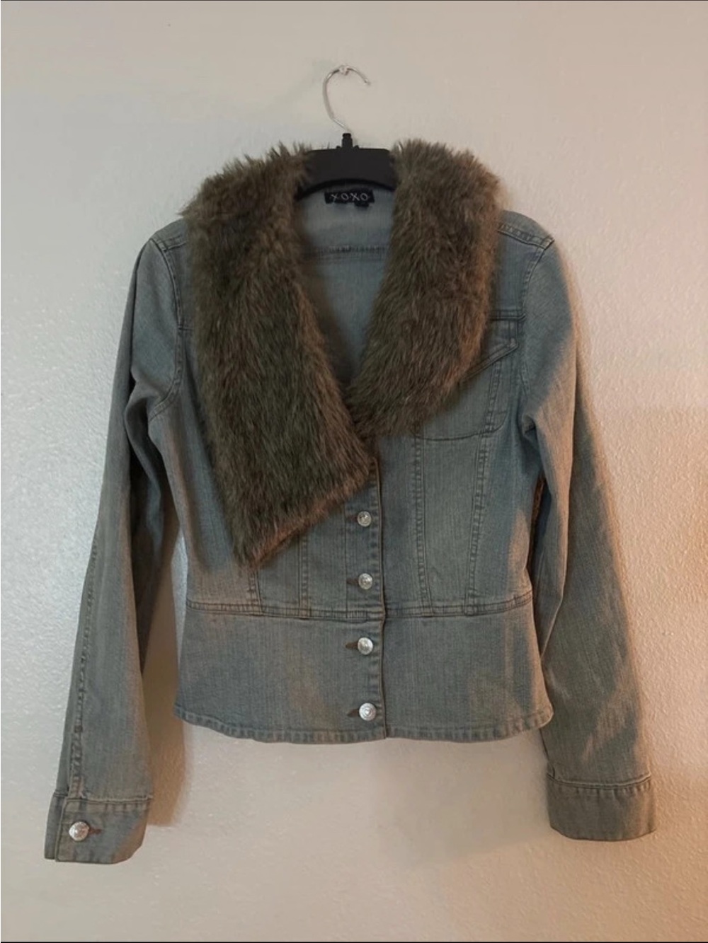 VINTAGE Xoxo Women's Denim Jacket with Faux Fur Collar